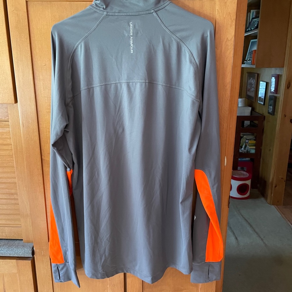 Under armour Men’s shirt size large - Picture 4 of 7